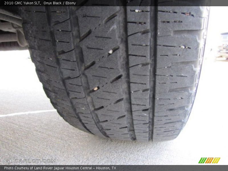 Onyx Black / Ebony 2010 GMC Yukon SLT