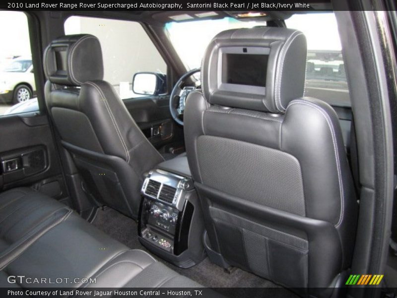 Entertainment System of 2010 Range Rover Supercharged Autobiography