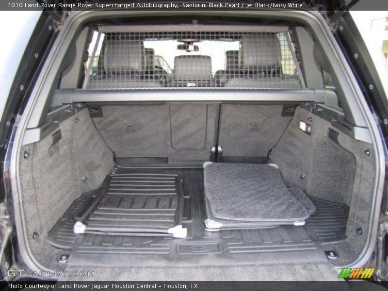  2010 Range Rover Supercharged Autobiography Trunk