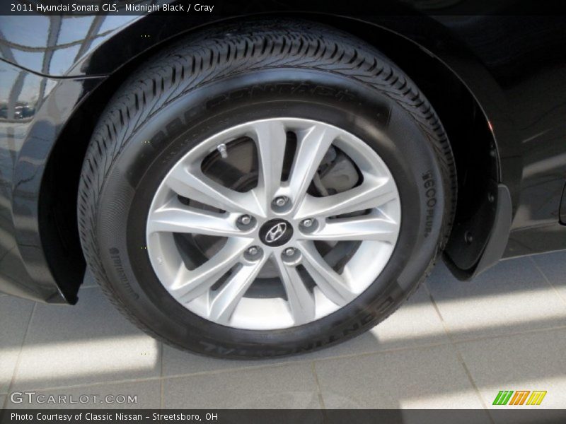 Midnight Black / Gray 2011 Hyundai Sonata GLS