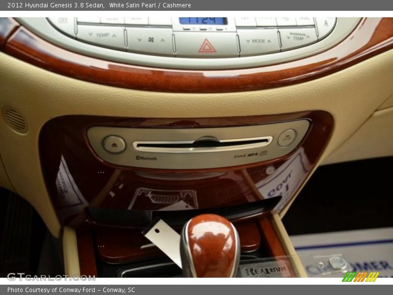 White Satin Pearl / Cashmere 2012 Hyundai Genesis 3.8 Sedan