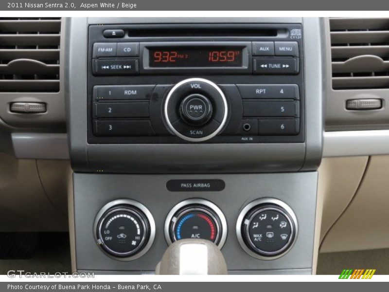 Aspen White / Beige 2011 Nissan Sentra 2.0