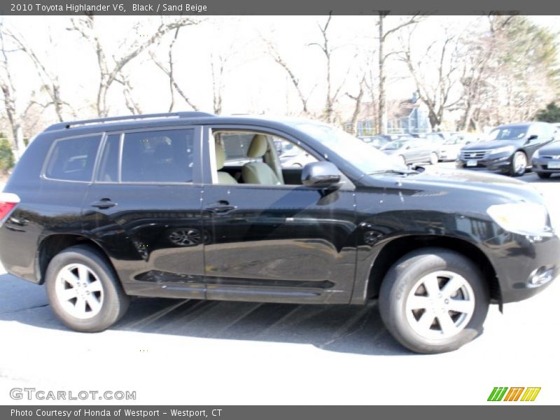 Black / Sand Beige 2010 Toyota Highlander V6