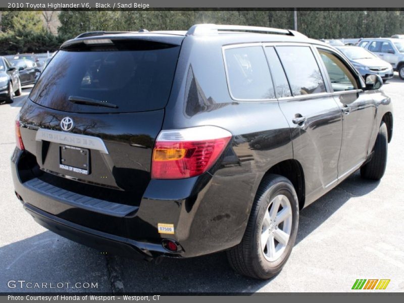 Black / Sand Beige 2010 Toyota Highlander V6