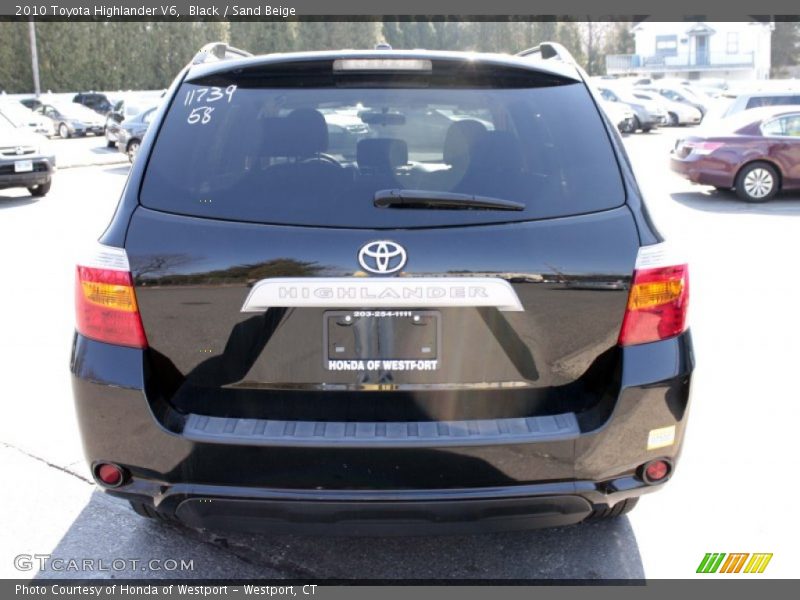 Black / Sand Beige 2010 Toyota Highlander V6