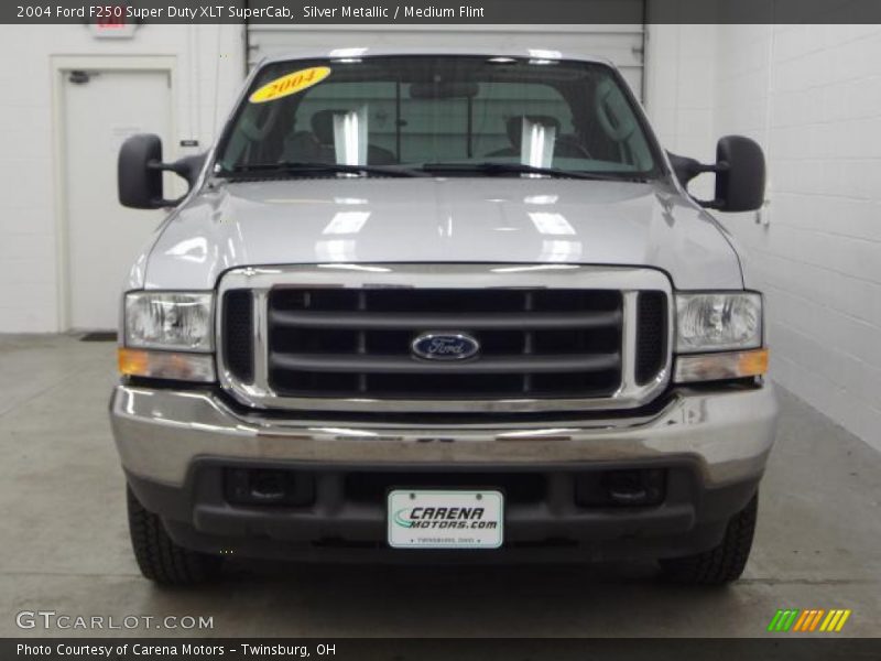 Silver Metallic / Medium Flint 2004 Ford F250 Super Duty XLT SuperCab