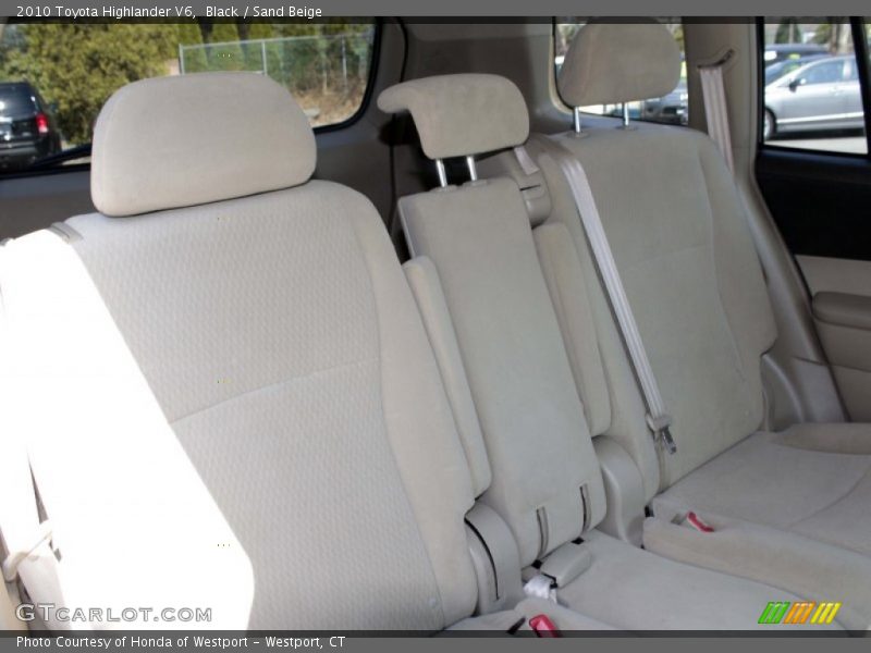 Black / Sand Beige 2010 Toyota Highlander V6