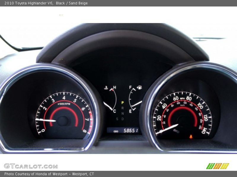 Black / Sand Beige 2010 Toyota Highlander V6
