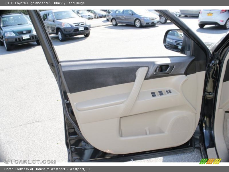 Black / Sand Beige 2010 Toyota Highlander V6