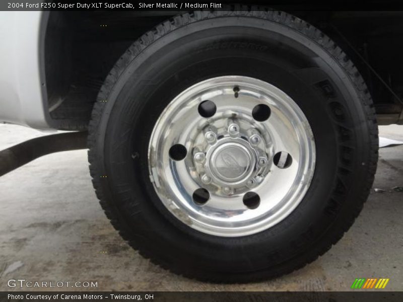 Silver Metallic / Medium Flint 2004 Ford F250 Super Duty XLT SuperCab