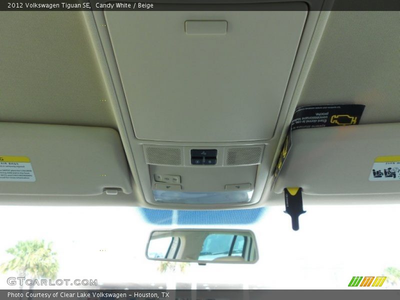 Candy White / Beige 2012 Volkswagen Tiguan SE