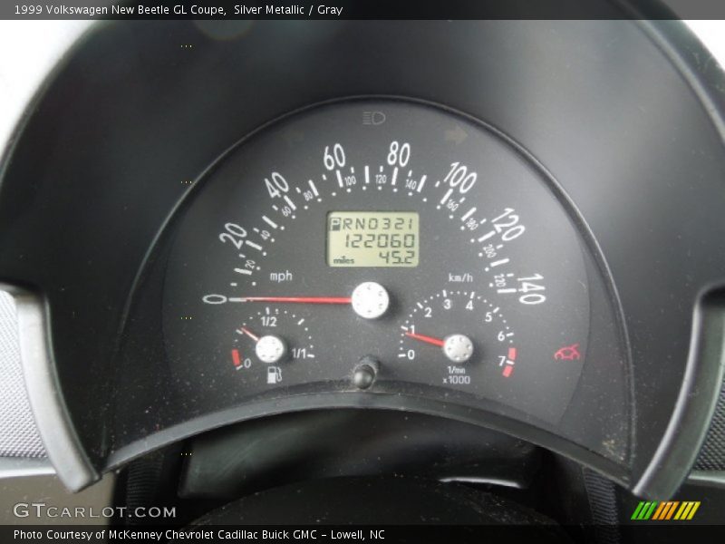 Silver Metallic / Gray 1999 Volkswagen New Beetle GL Coupe