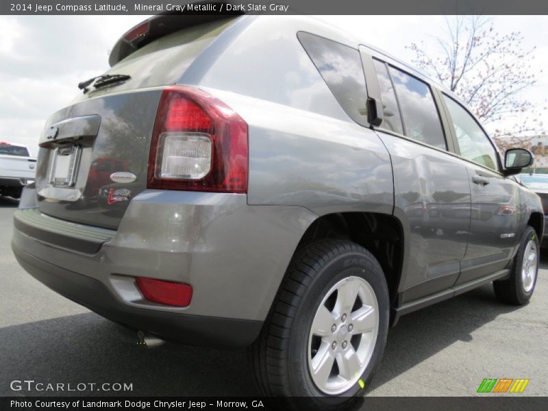 Mineral Gray Metallic / Dark Slate Gray 2014 Jeep Compass Latitude