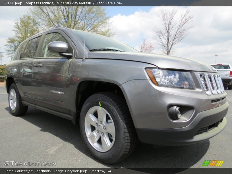 Mineral Gray Metallic / Dark Slate Gray 2014 Jeep Compass Latitude