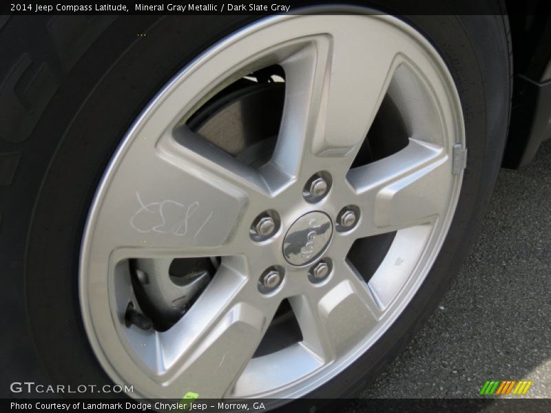 Mineral Gray Metallic / Dark Slate Gray 2014 Jeep Compass Latitude
