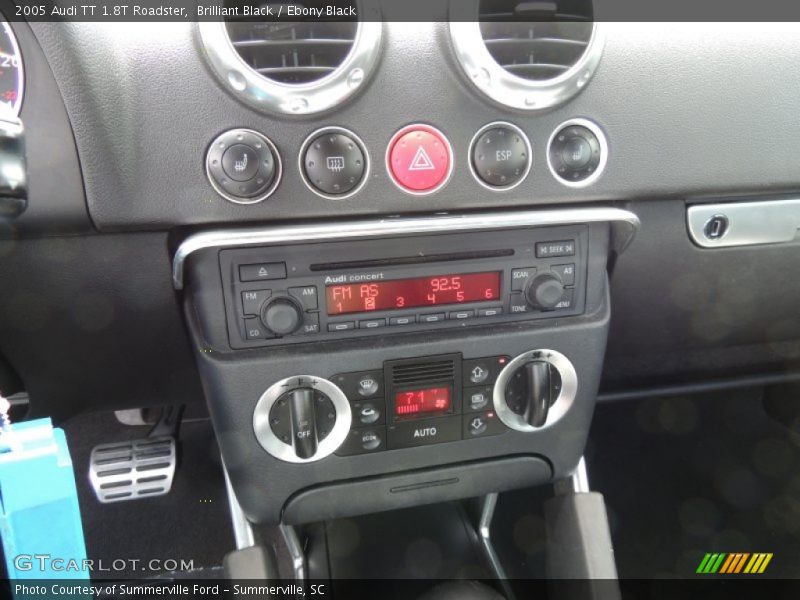 Controls of 2005 TT 1.8T Roadster