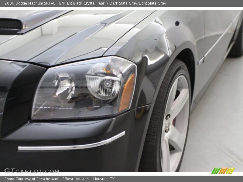 Brilliant Black Crystal Pearl / Dark Slate Gray/Light Slate Gray 2006 Dodge Magnum SRT-8