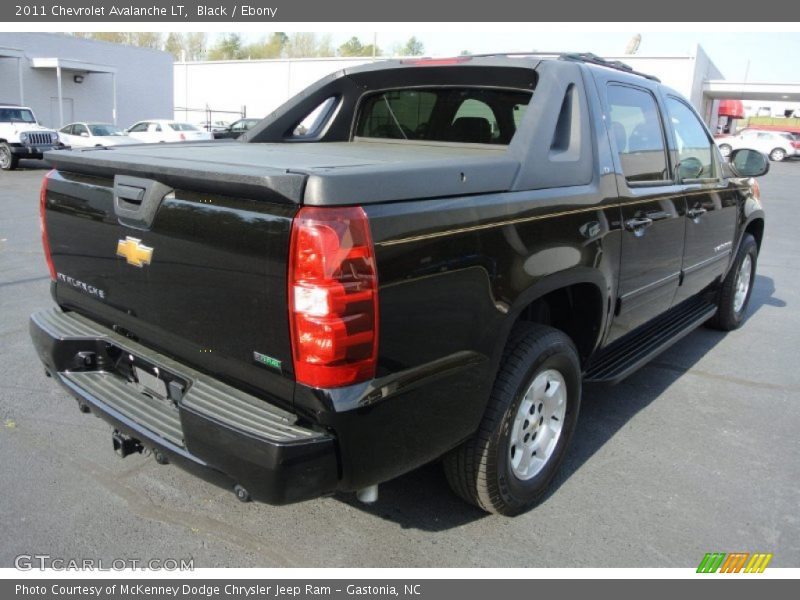 Black / Ebony 2011 Chevrolet Avalanche LT