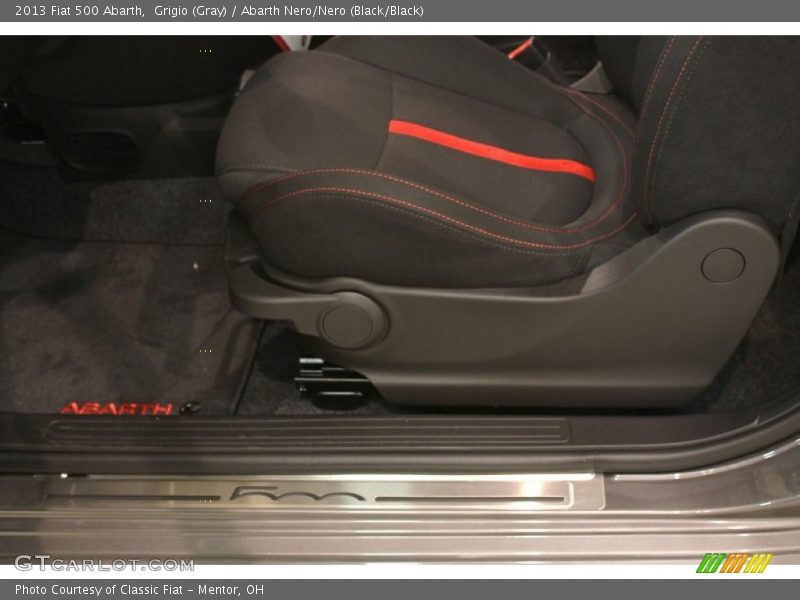 Grigio (Gray) / Abarth Nero/Nero (Black/Black) 2013 Fiat 500 Abarth