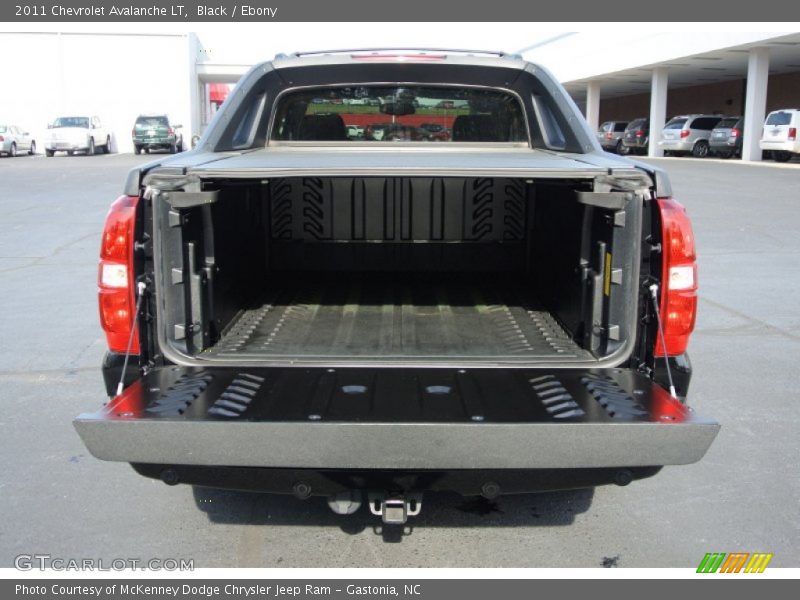 Black / Ebony 2011 Chevrolet Avalanche LT