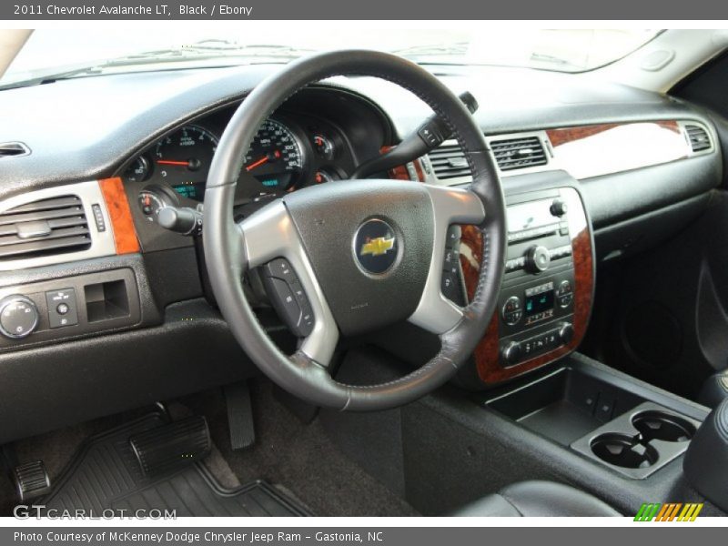 Black / Ebony 2011 Chevrolet Avalanche LT