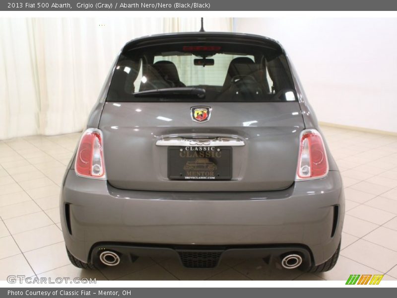 Grigio (Gray) / Abarth Nero/Nero (Black/Black) 2013 Fiat 500 Abarth