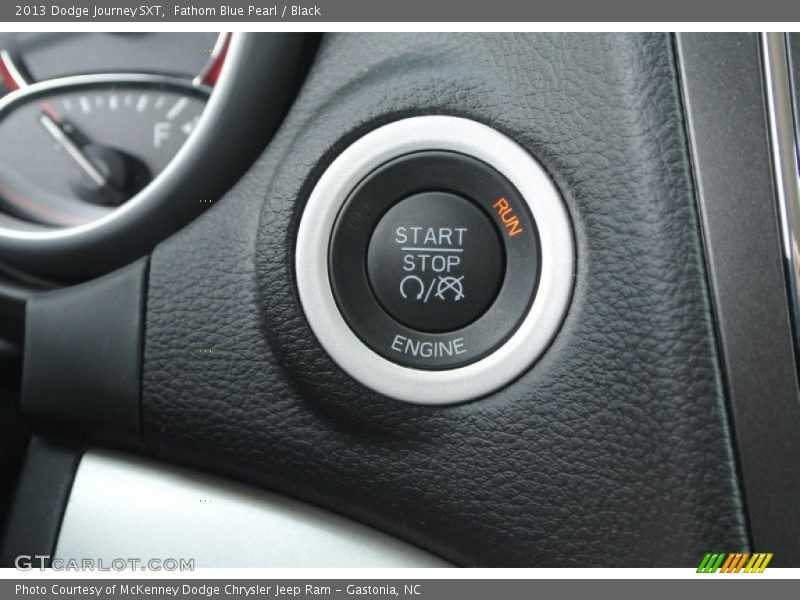 Fathom Blue Pearl / Black 2013 Dodge Journey SXT