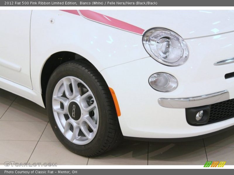 Bianco (White) / Pelle Nera/Nera (Black/Black) 2012 Fiat 500 Pink Ribbon Limited Edition