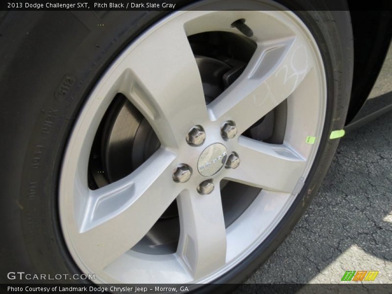 Pitch Black / Dark Slate Gray 2013 Dodge Challenger SXT