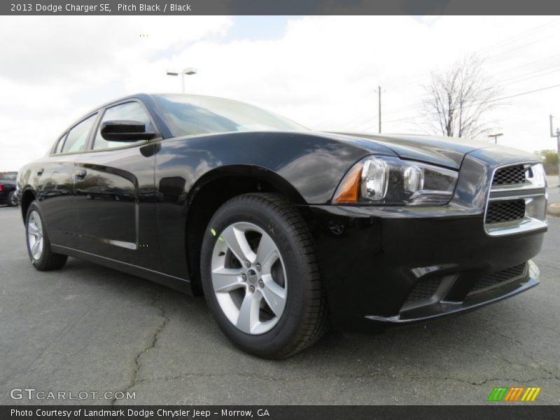 Pitch Black / Black 2013 Dodge Charger SE