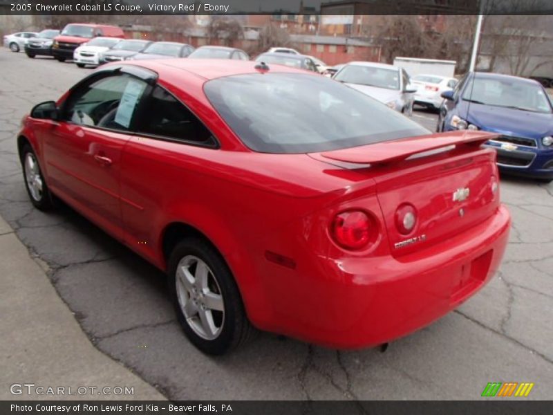 Victory Red / Ebony 2005 Chevrolet Cobalt LS Coupe