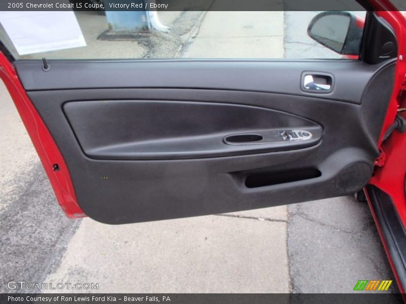 Victory Red / Ebony 2005 Chevrolet Cobalt LS Coupe