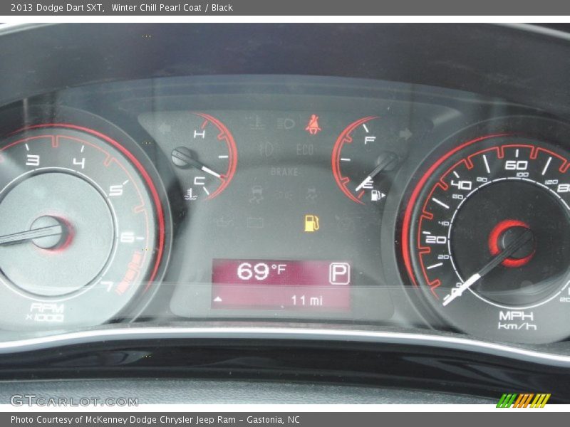 Winter Chill Pearl Coat / Black 2013 Dodge Dart SXT