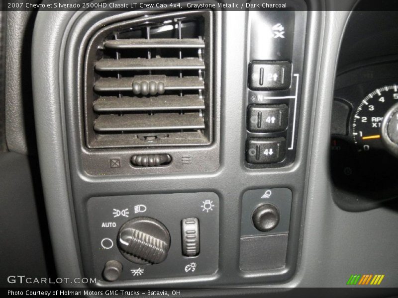 Graystone Metallic / Dark Charcoal 2007 Chevrolet Silverado 2500HD Classic LT Crew Cab 4x4