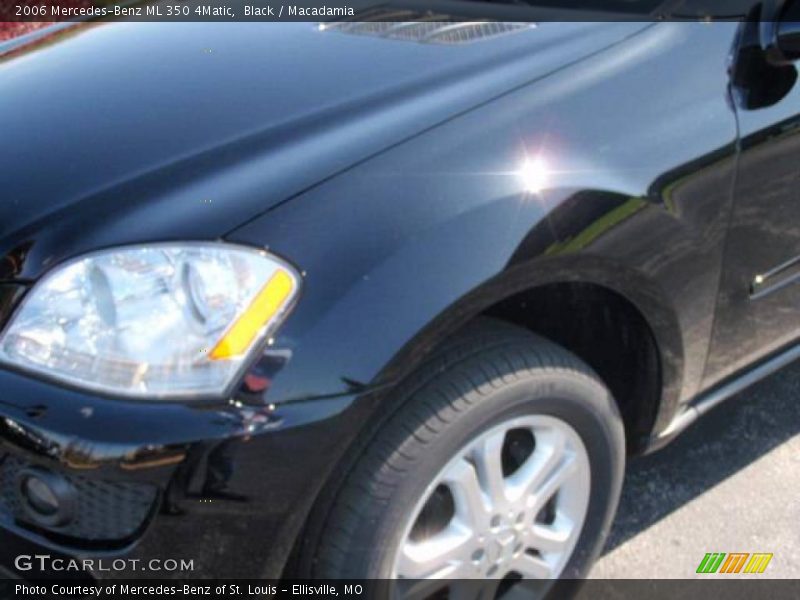 Black / Macadamia 2006 Mercedes-Benz ML 350 4Matic