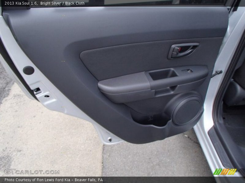 Bright Silver / Black Cloth 2013 Kia Soul 1.6