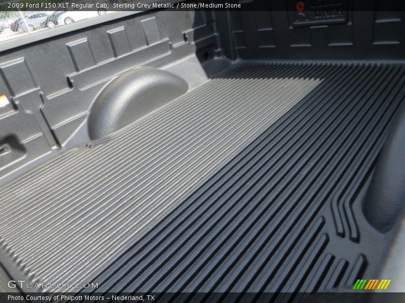Sterling Grey Metallic / Stone/Medium Stone 2009 Ford F150 XLT Regular Cab