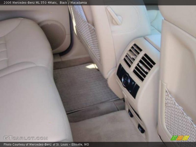 Black / Macadamia 2006 Mercedes-Benz ML 350 4Matic