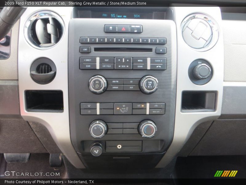 Controls of 2009 F150 XLT Regular Cab