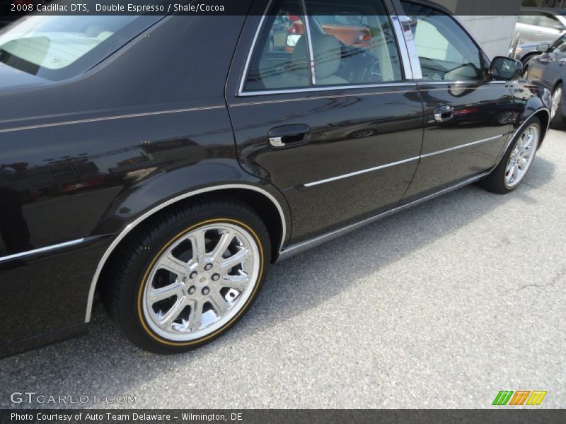 Double Espresso / Shale/Cocoa 2008 Cadillac DTS