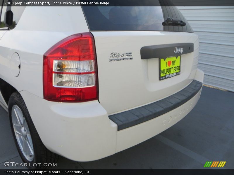 Stone White / Pastel Pebble Beige 2008 Jeep Compass Sport