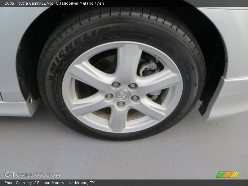 Classic Silver Metallic / Ash 2009 Toyota Camry SE V6