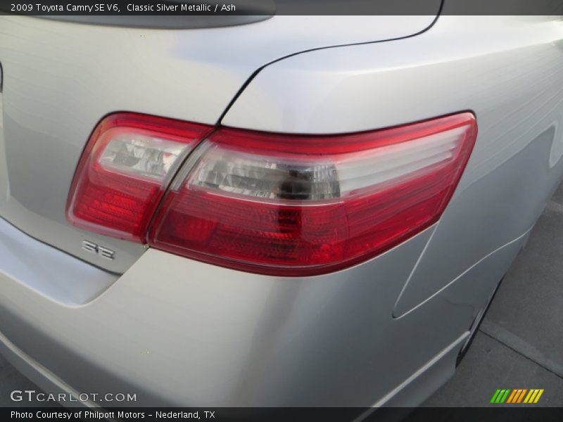Classic Silver Metallic / Ash 2009 Toyota Camry SE V6