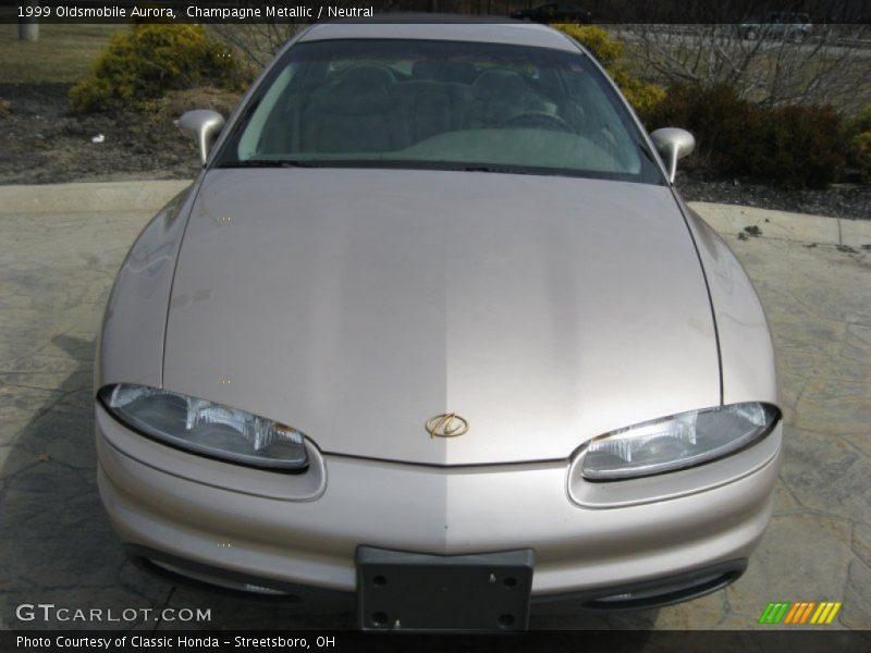 Champagne Metallic / Neutral 1999 Oldsmobile Aurora