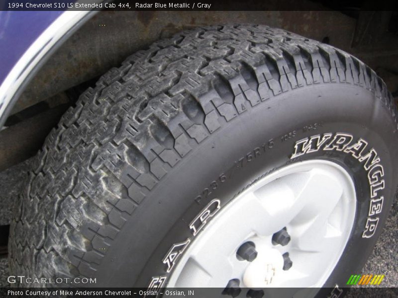 Radar Blue Metallic / Gray 1994 Chevrolet S10 LS Extended Cab 4x4