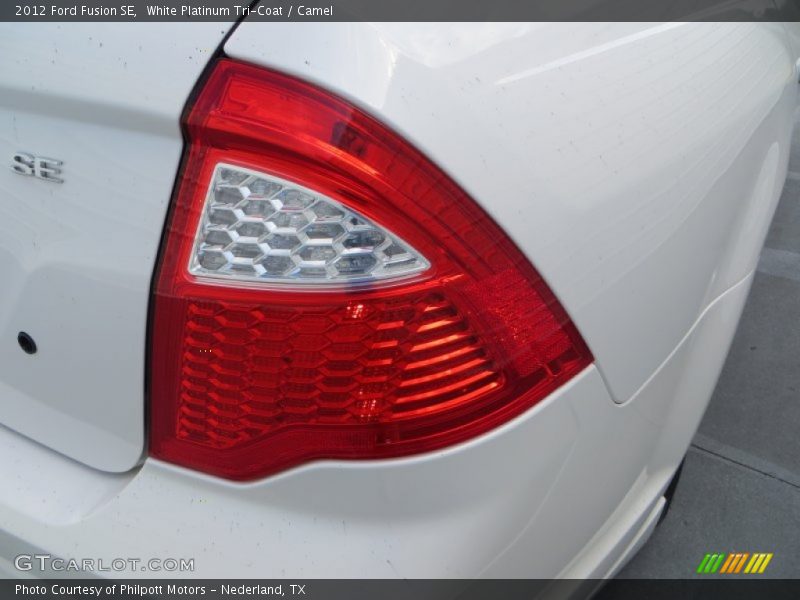White Platinum Tri-Coat / Camel 2012 Ford Fusion SE