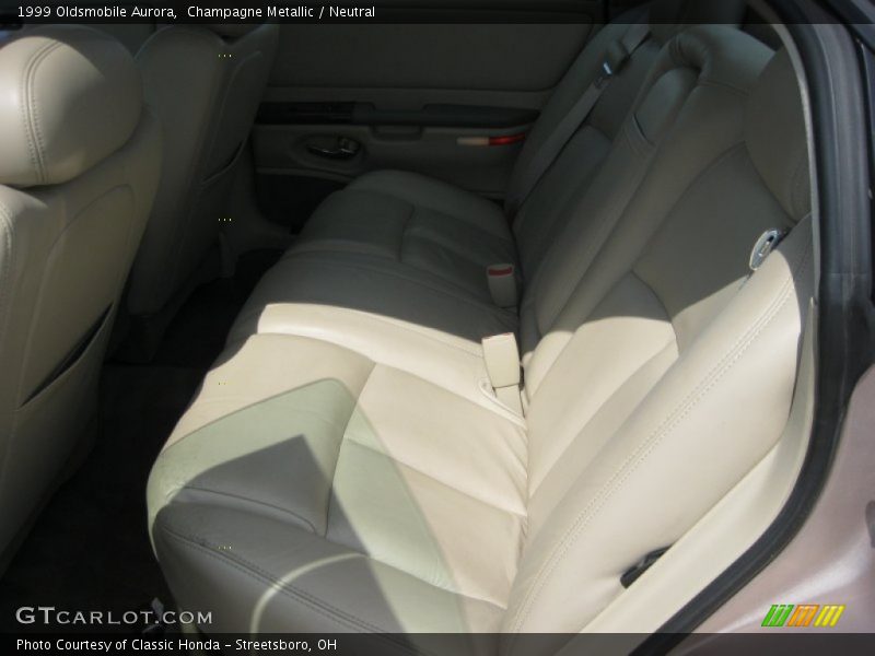 Champagne Metallic / Neutral 1999 Oldsmobile Aurora