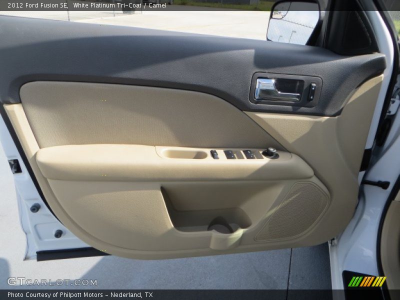 White Platinum Tri-Coat / Camel 2012 Ford Fusion SE