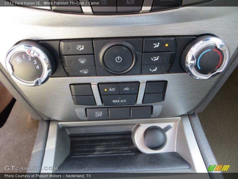 White Platinum Tri-Coat / Camel 2012 Ford Fusion SE