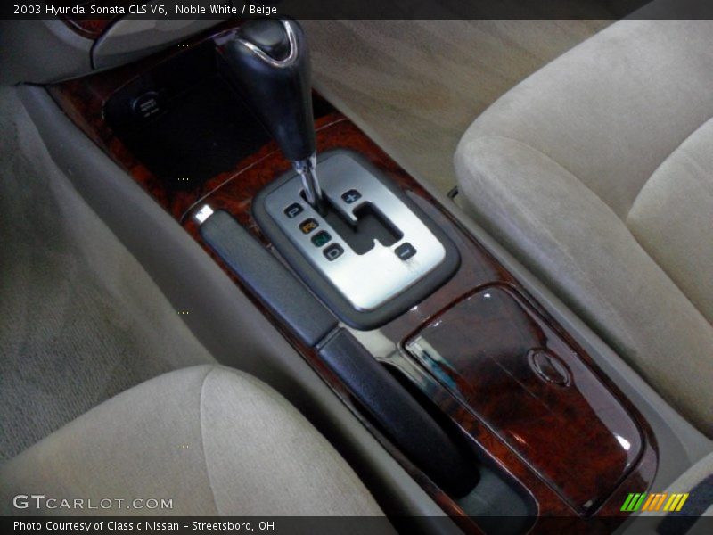 Noble White / Beige 2003 Hyundai Sonata GLS V6